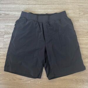 men’s fabletics black workout athletic gym running shorts pants bottom
